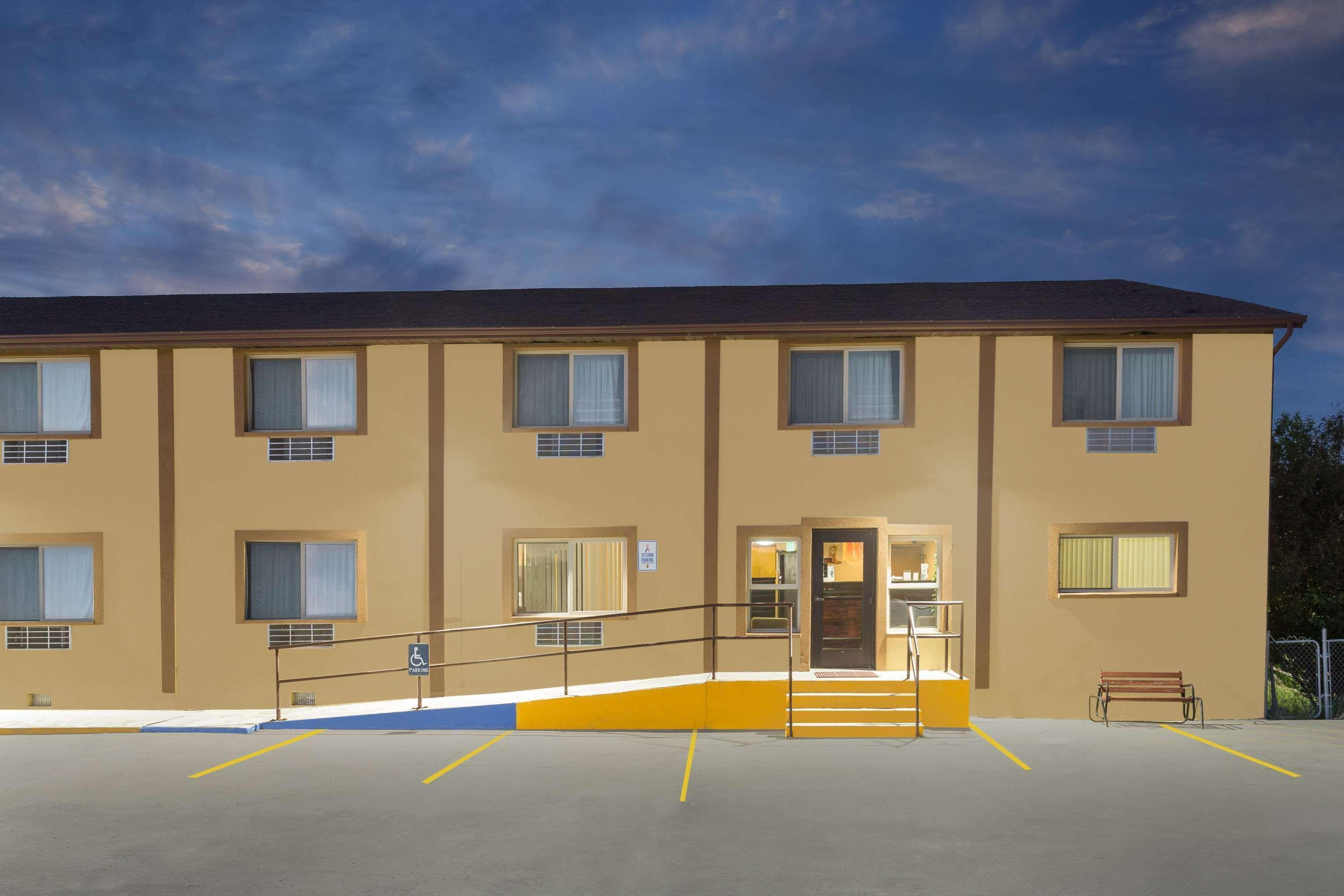 Super 8 By Wyndham Diamondville Kemmerer Exterior photo